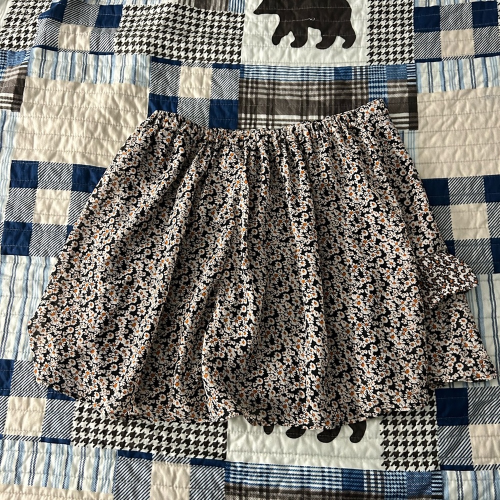 Floral Skirt - Picture 3 of 4